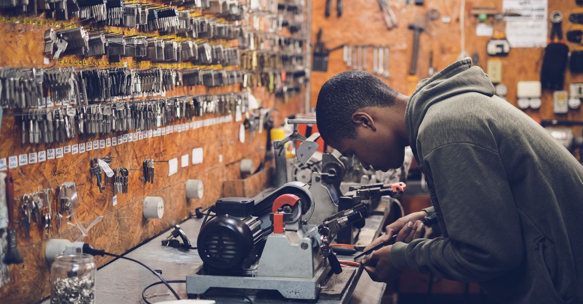 key maker professional — Jonesboro GA Locksmiths